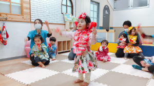 ハワイアンリトミックを開催しました♪フラのリズムで音楽教育♪