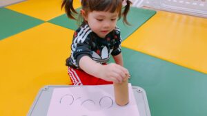 壁面製作|大阪・上本町の保育園レオラ